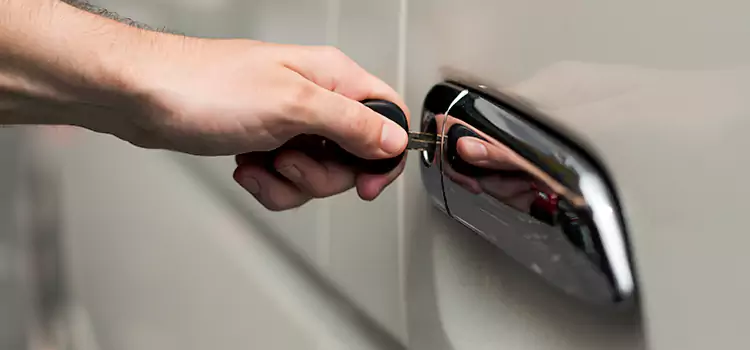 Why Choose Our Auto Locksmith Team in Auburn, AL?